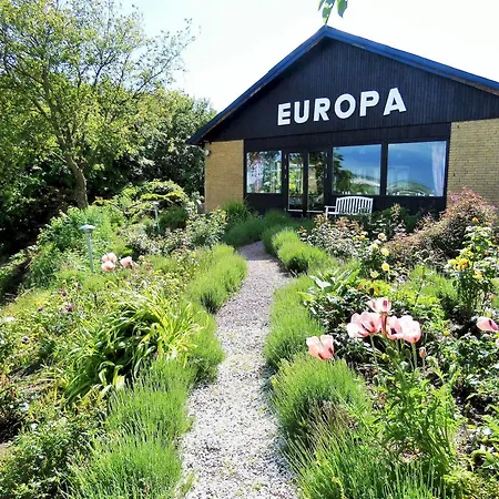 Europa モーテル *